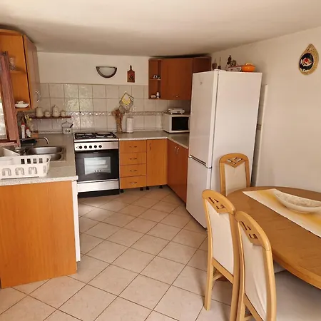 Gemuetliches Kleines Schoenes Haus Fuer Max, 4 Personen 펜션